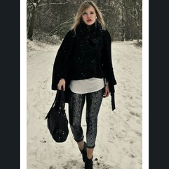 ❌SOLD Silver Sequin Boutique Pewter Leggings - Picture 6 of 7